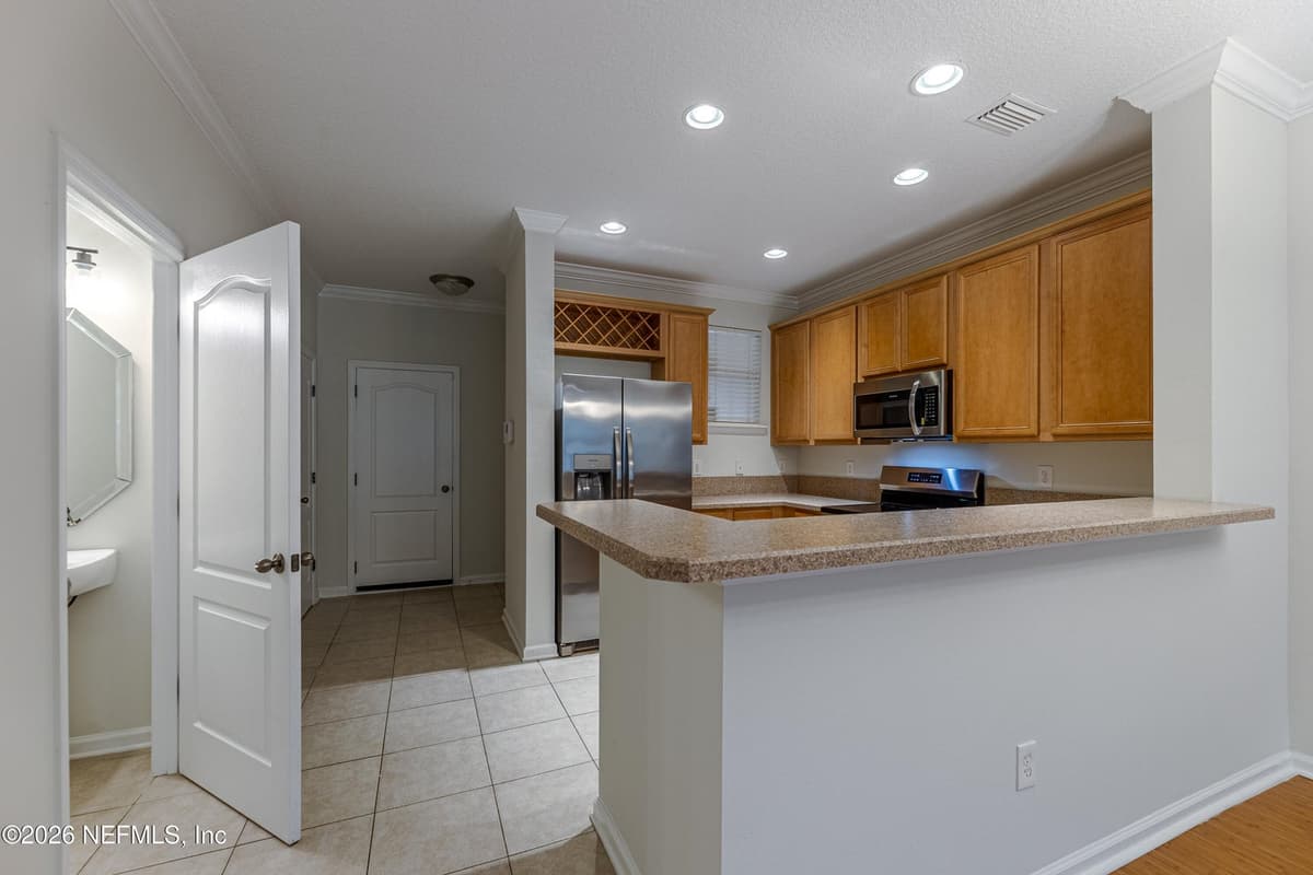 2292 SUNSET BLUFF Drive, Jacksonville, FL 32216 3