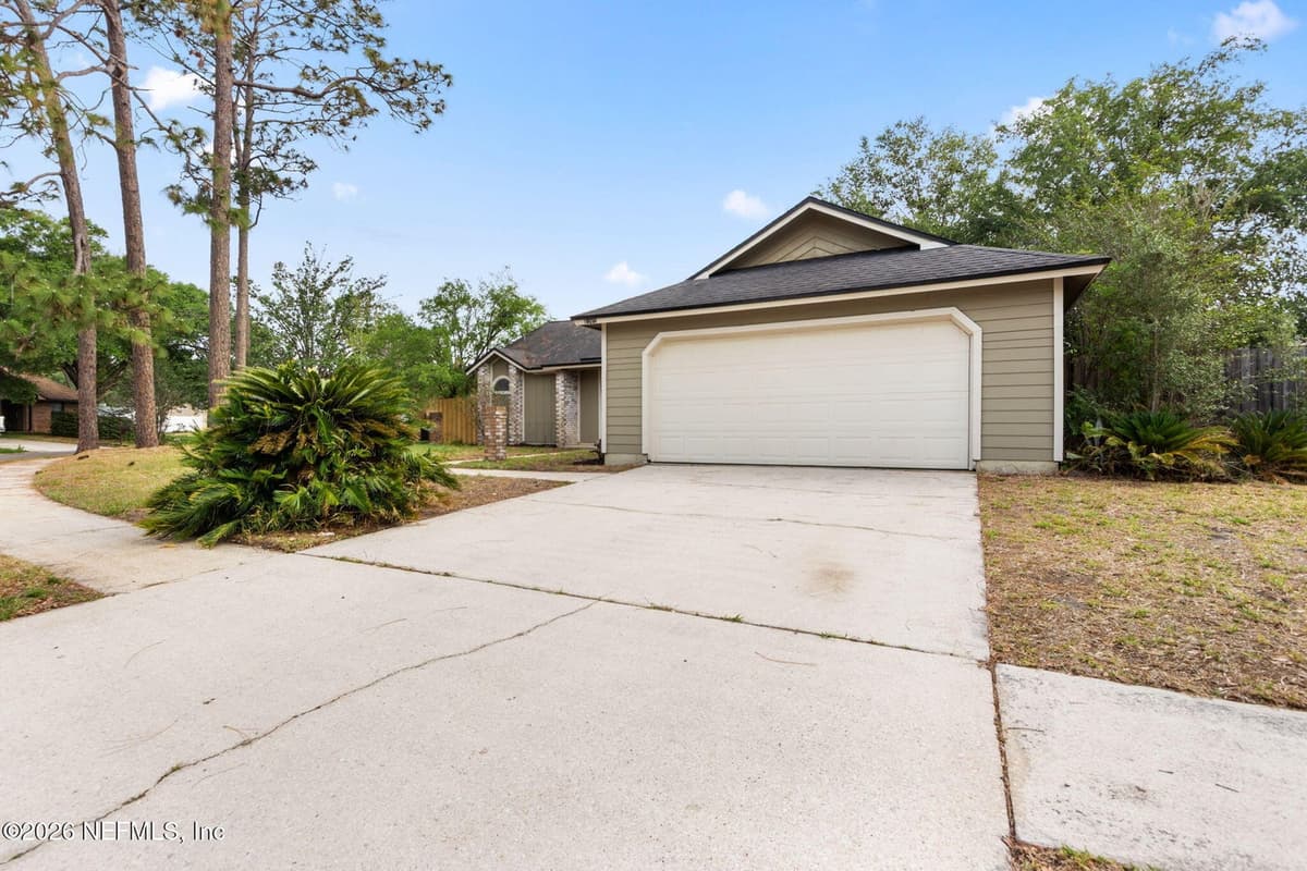 8365 HAMDEN Road W, Jacksonville, FL 32244 2