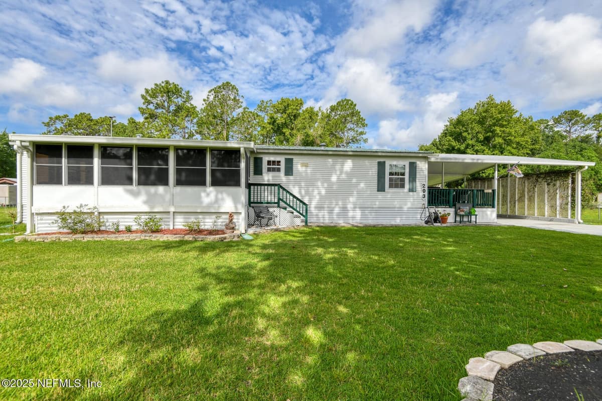203 HORSE LANDING Road, Satsuma, FL 32189 2