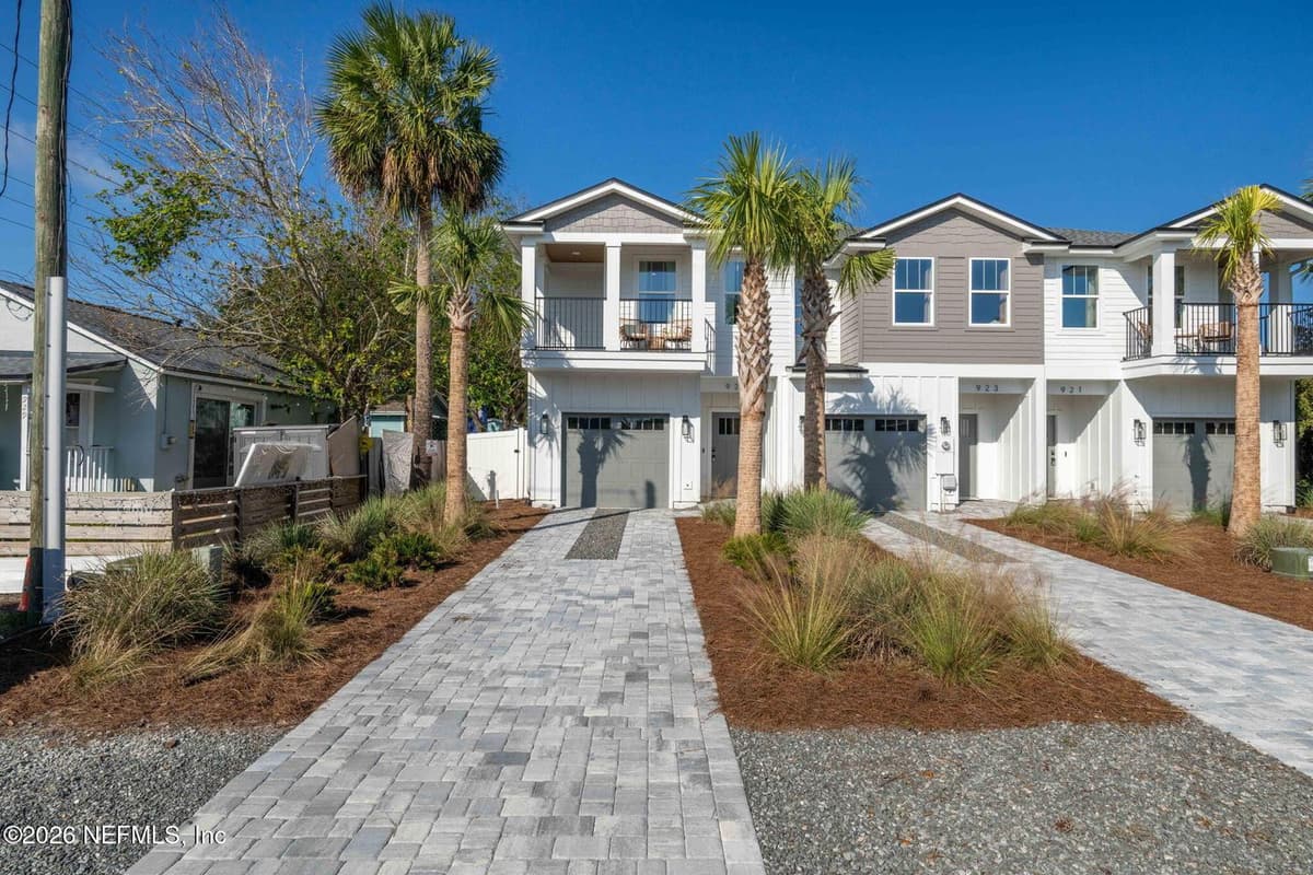 925 2ND Avenue S, Jacksonville Beach, FL 32250 2