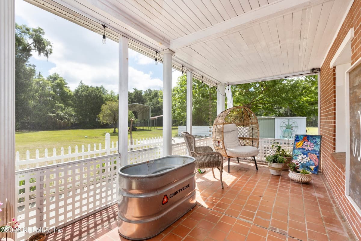 155 RODDY Road, Palatka, FL 32177 3
