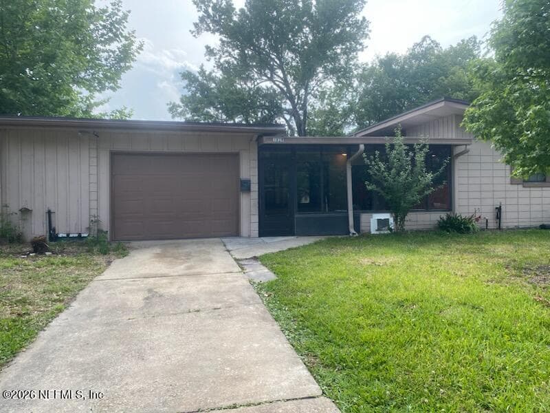 1038 LA MARCHE Drive, Jacksonville, FL 32205