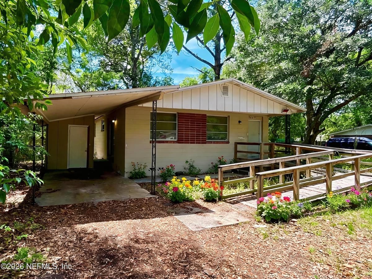 9058 JEFFERSON Avenue, Jacksonville, FL 32208 2