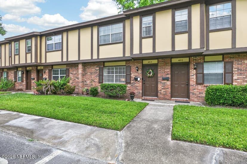 4813 CHERWELL Lane B-4-C, Jacksonville, FL 32217