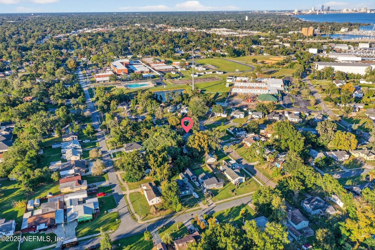 2712 CHERRYWOOD Road, Jacksonville, FL 32210 2