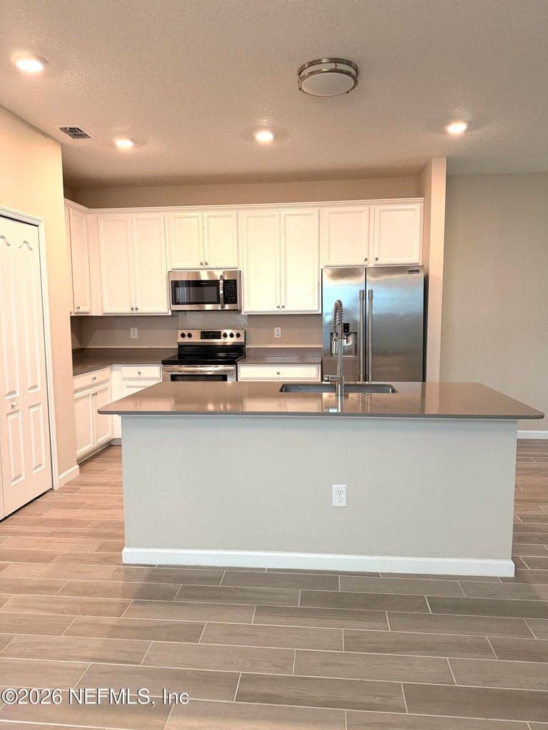 1687 POTTSBURG POINT Drive, Jacksonville, FL 32207 3