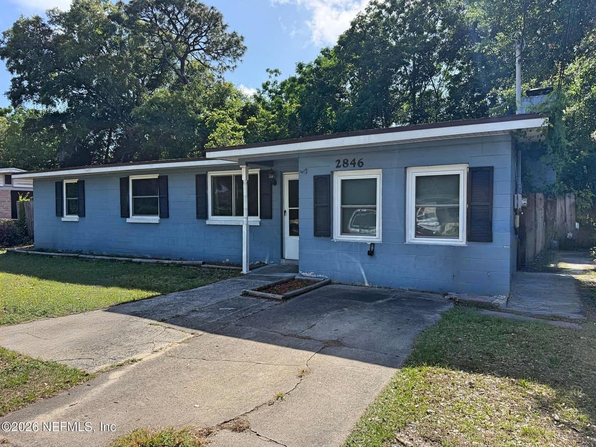 2846 YELLOW PINE Drive, Jacksonville, FL 32277, Jacksonville, FL - photo 2