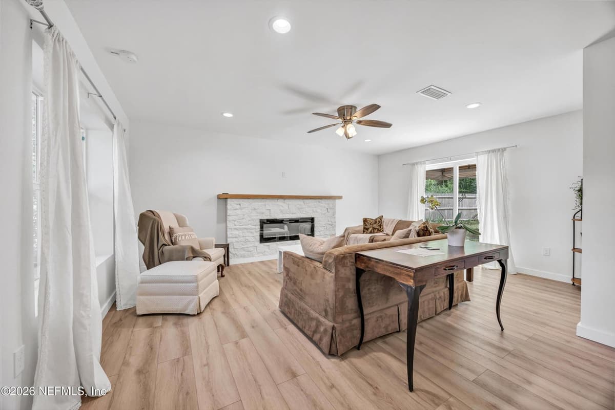 8924 LOPEZ Court, Jacksonville, FL 32216, Jacksonville, FL - photo 2