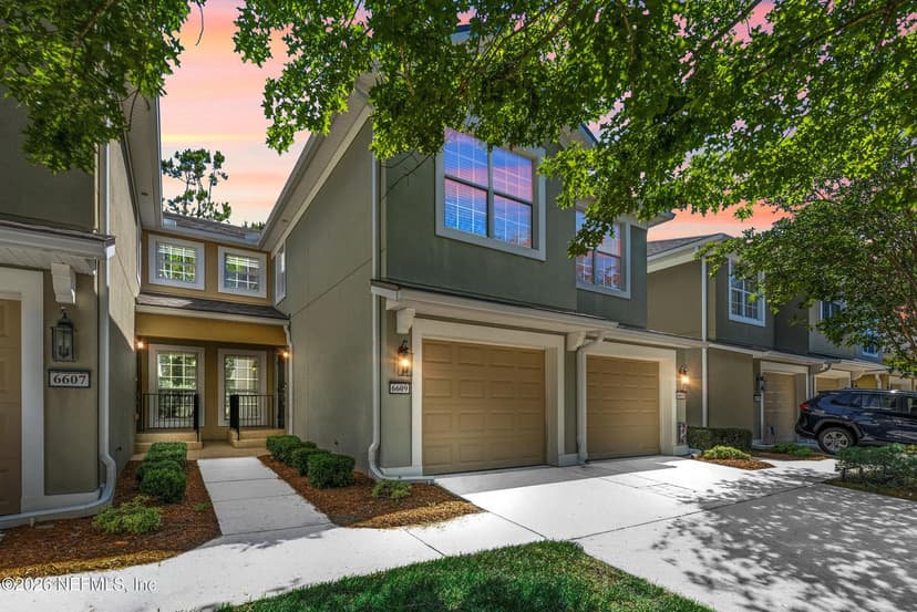 6609 JEFFERSON GARDEN Court 16-E, Jacksonville, FL 32258