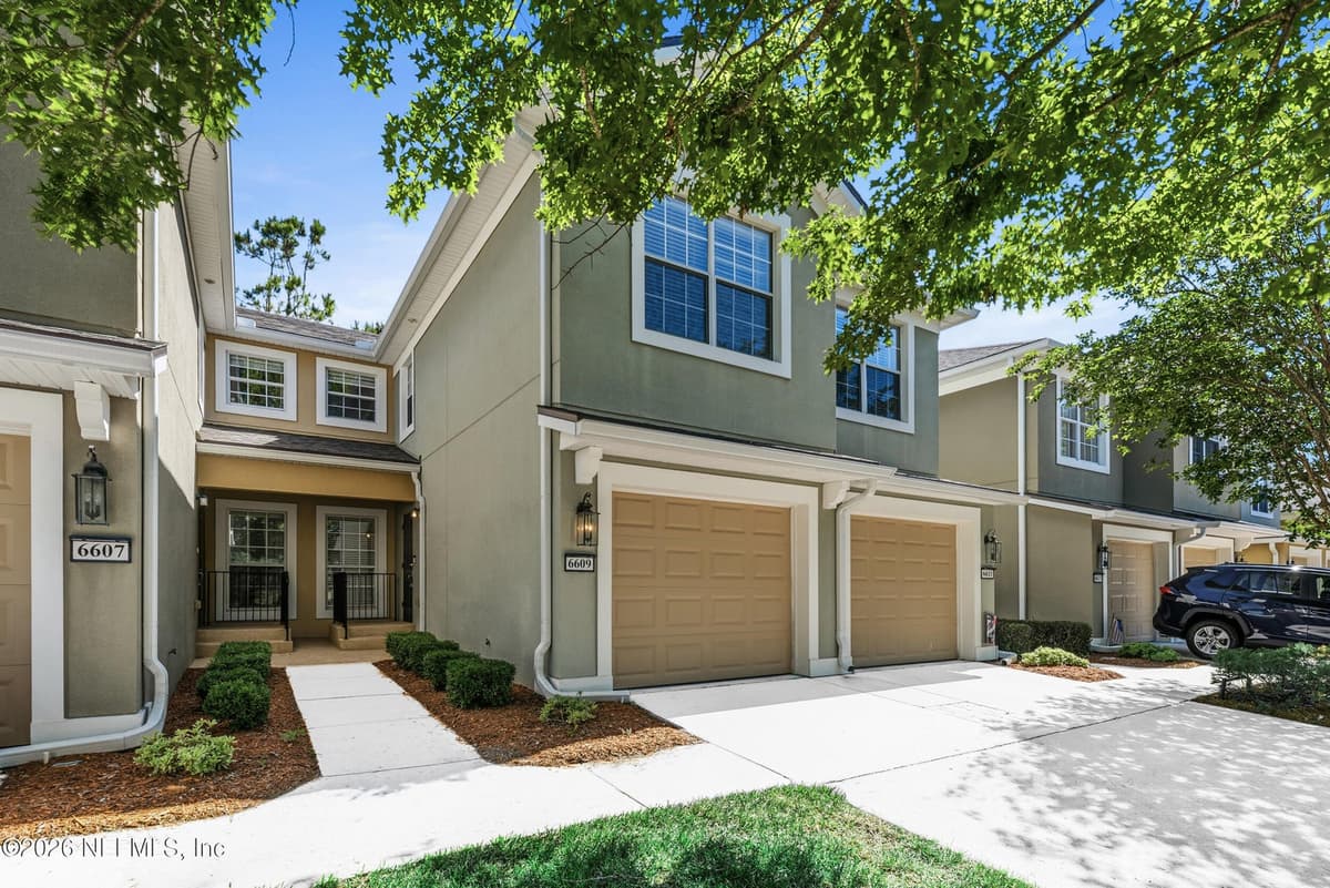 6609 JEFFERSON GARDEN Court 16-E, Jacksonville, FL 32258, Jacksonville, FL - photo 2