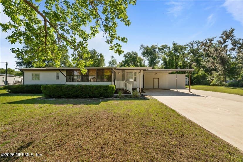 242 TROPIC Avenue, Satsuma, FL 32189