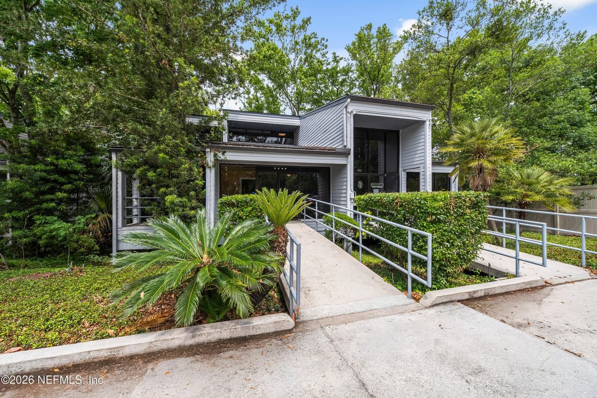 8810 GOODBYS EXECUTIVE Drive, Jacksonville, FL 32217, Jacksonville, FL - photo 3