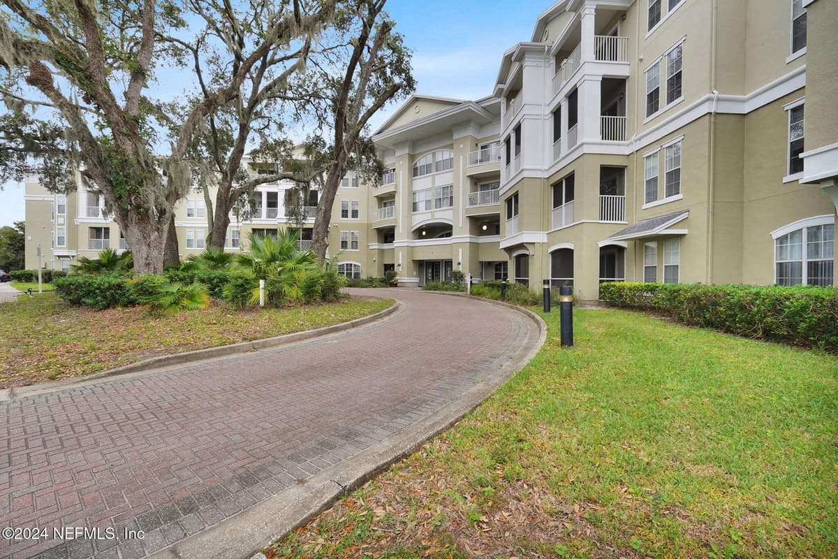 8290 GATE Parkway W 132, Jacksonville, FL 32216, Jacksonville, FL - photo 3