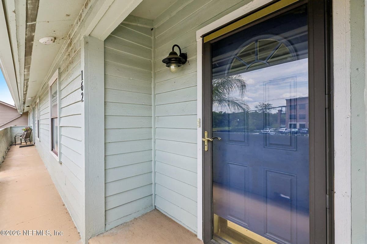 162 GOVERNOR Street 206, Green Cove Springs, FL 32043, Green Cove Springs, FL - photo 3