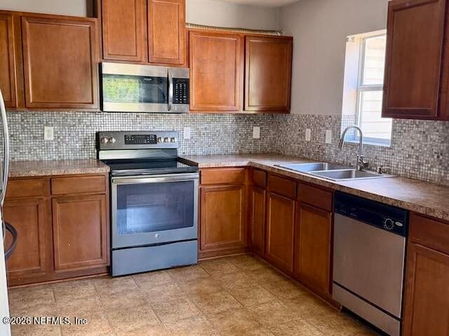 12221 SAND LAKE Court, Jacksonville, FL 32218, Jacksonville, FL - photo 3