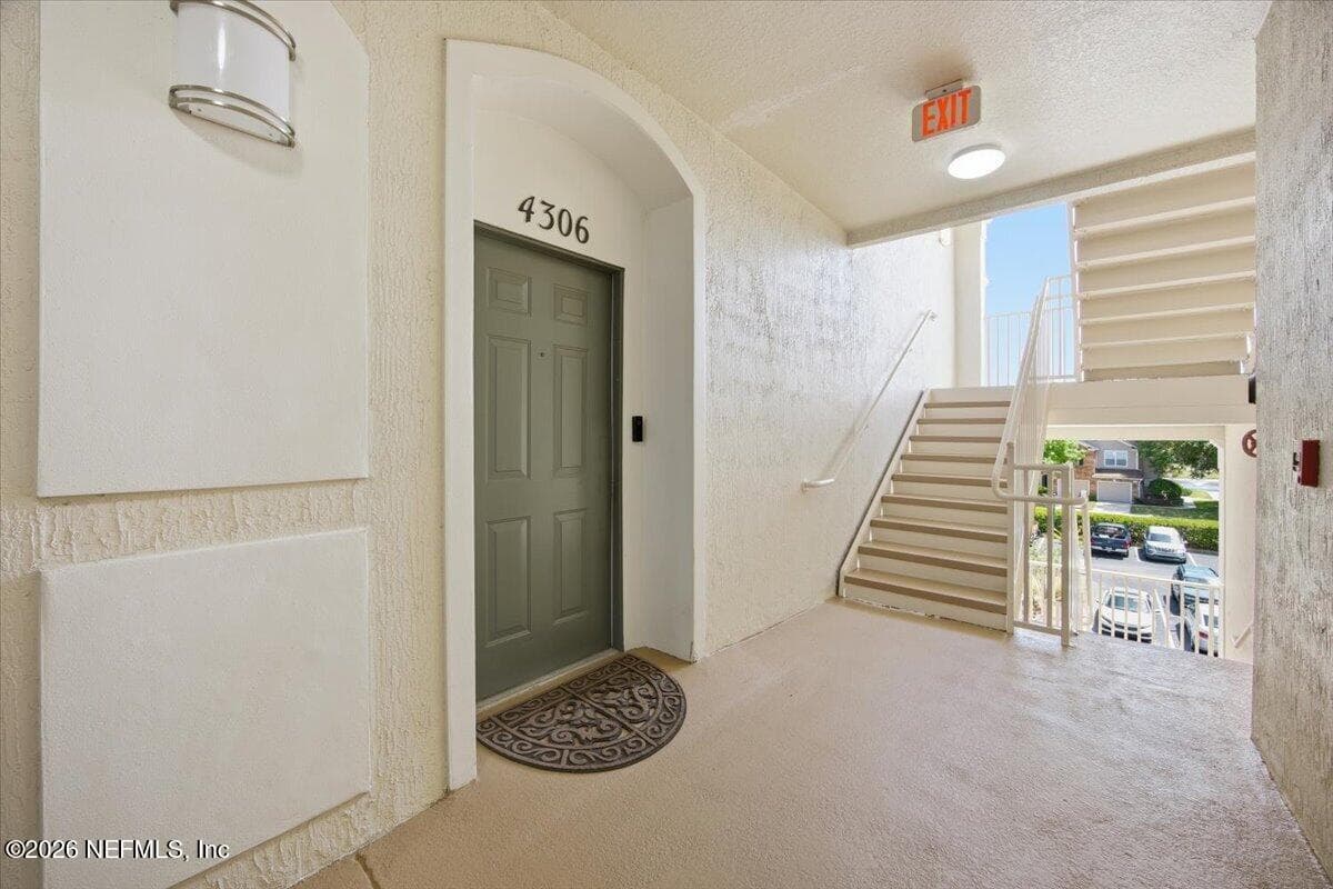 11251 CAMPFIELD Drive 4306, Jacksonville, FL 32256, Jacksonville, FL - photo 2