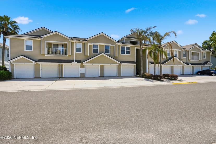 8204 WHITE FALLS Boulevard 109, Jacksonville, FL 32256