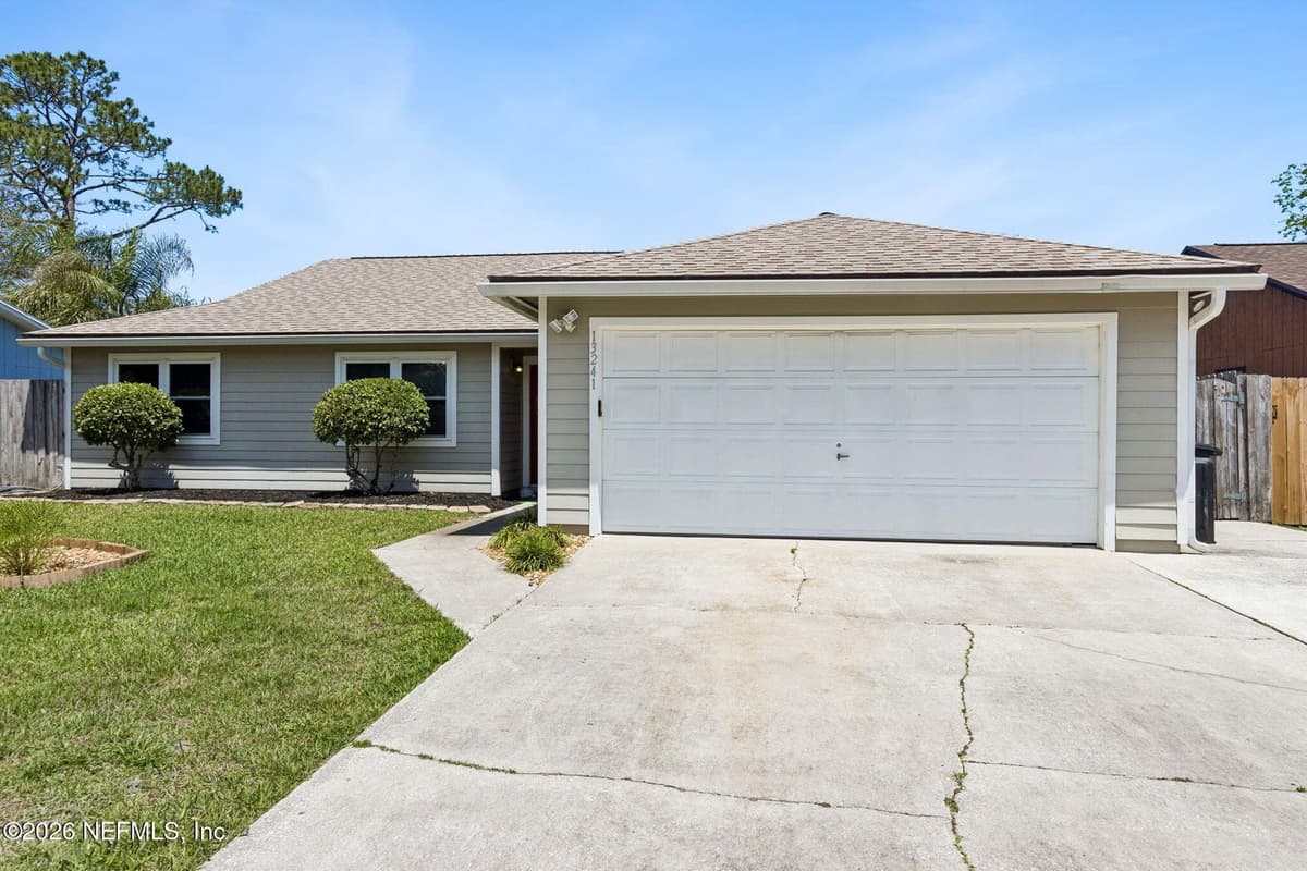 13241 GRANT LOGAN Lane, Jacksonville, FL 32225, Jacksonville, FL - photo 2