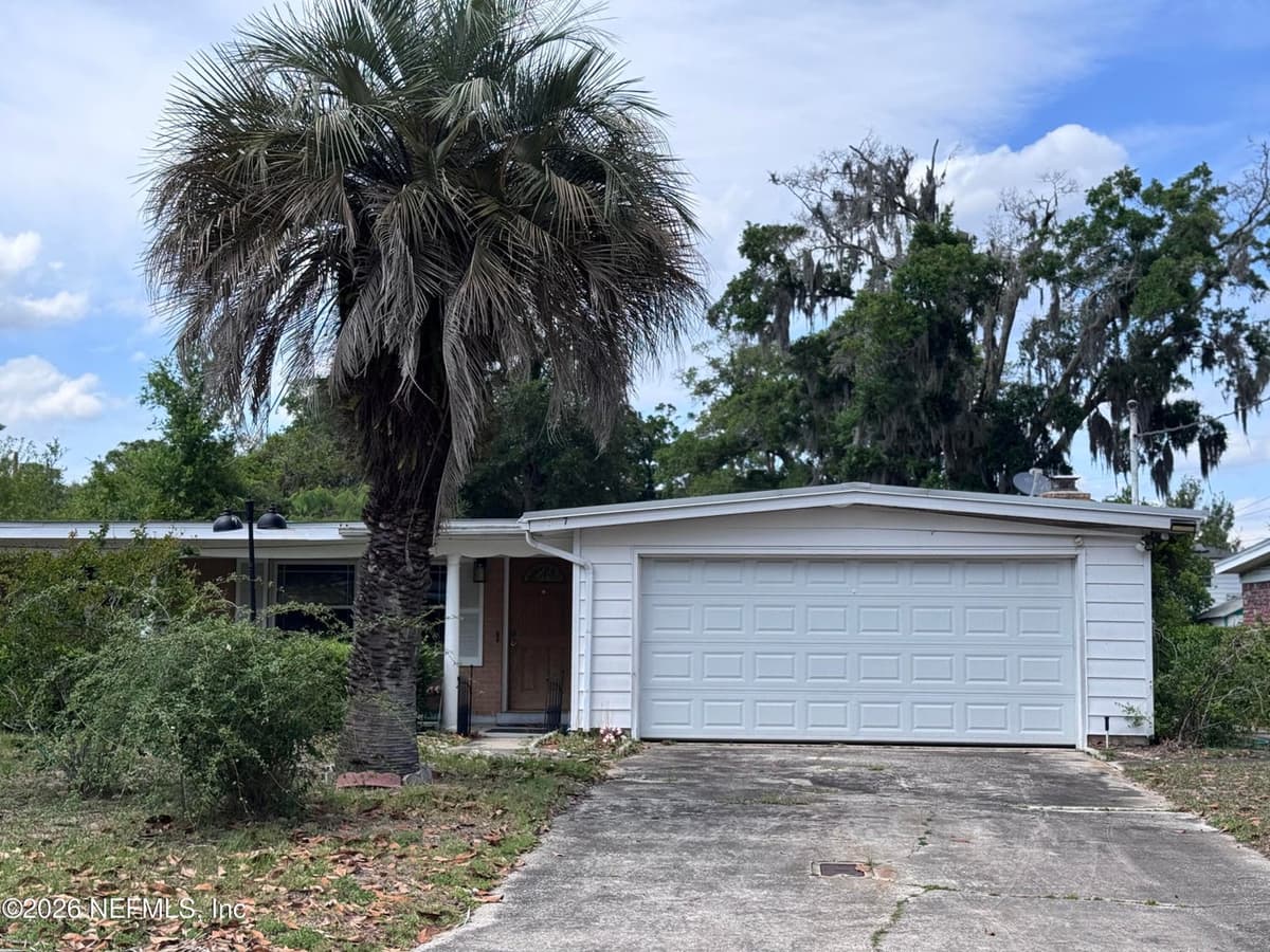 5527 MAXINE Drive, Jacksonville, FL 32277, Jacksonville, FL - photo 2