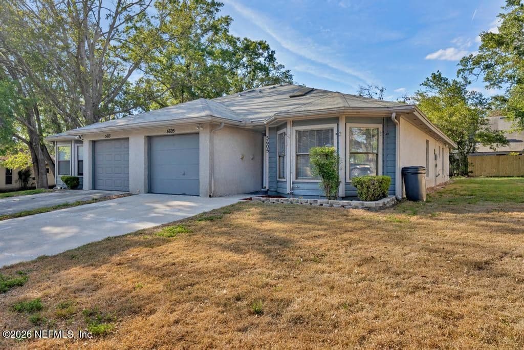 5605 PINEBAY Circle N, Jacksonville, FL 32244, Jacksonville, FL - photo 2