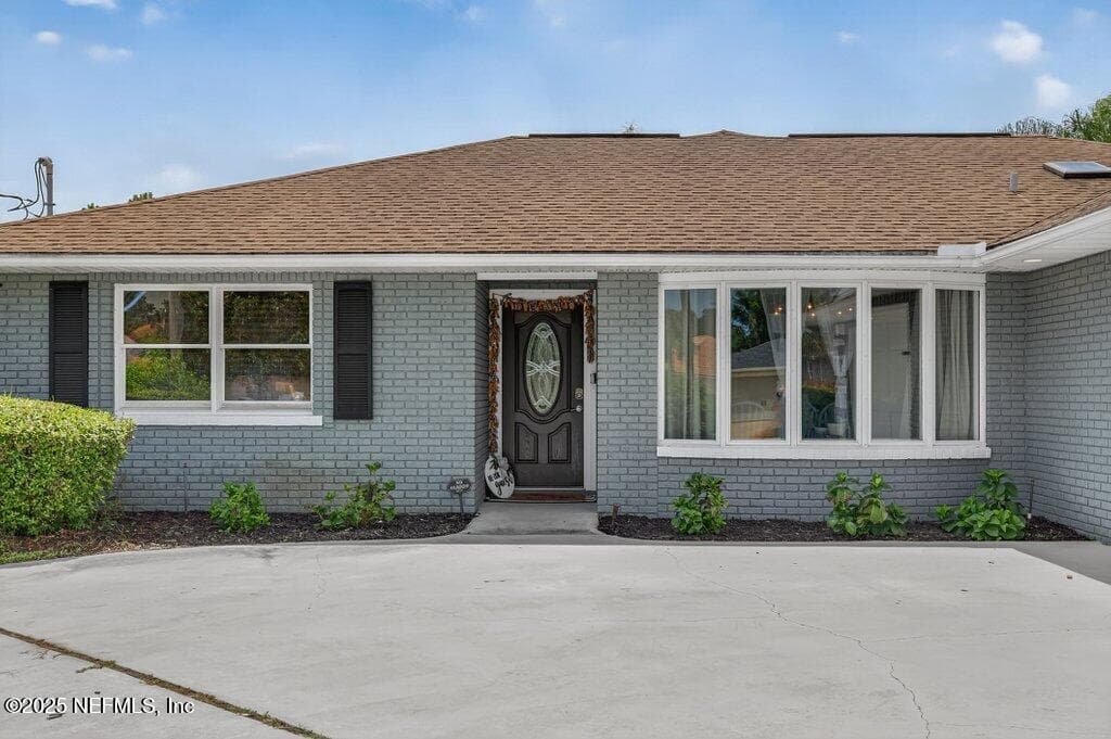7 WINTERBERRY Place, Palm Coast, FL 32164, Palm Coast, FL - photo 2