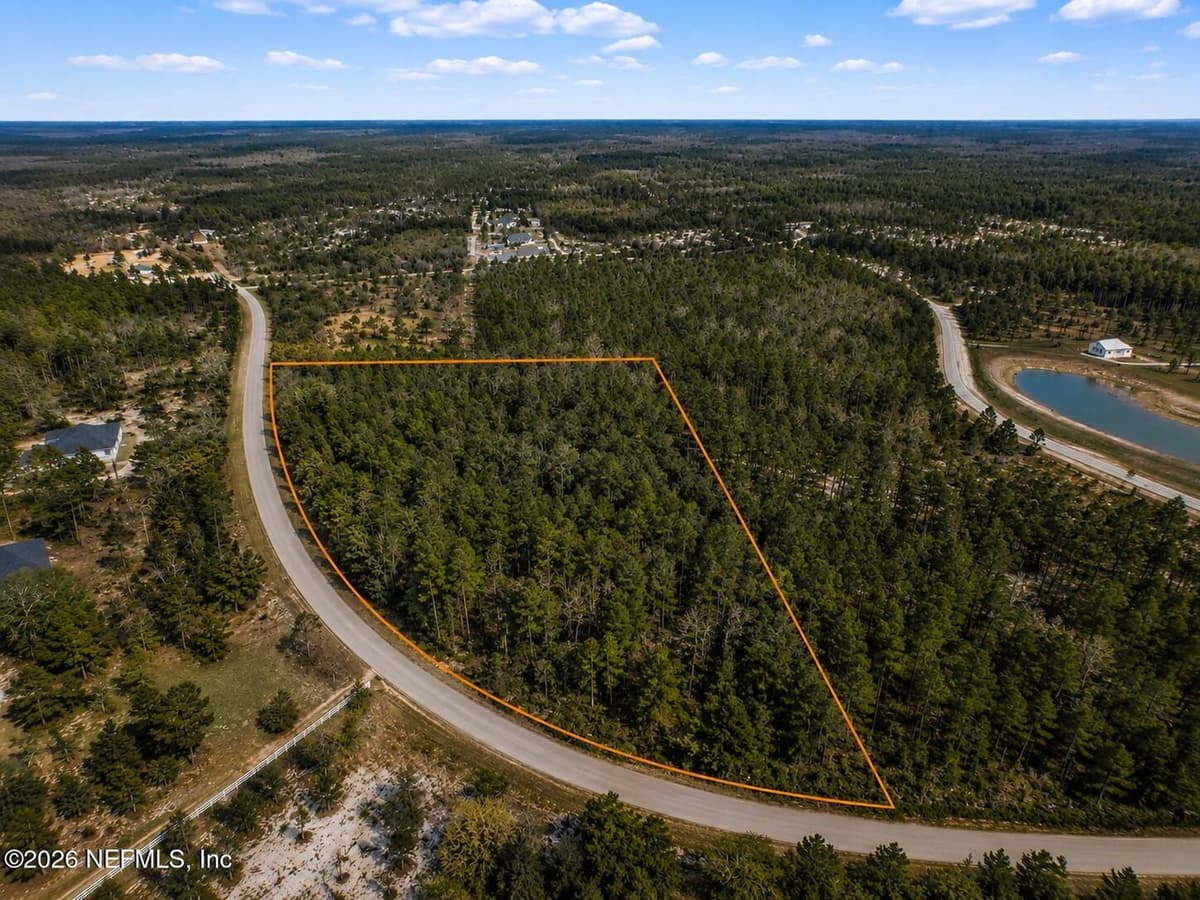 14035 DUNROVEN Drive, Bryceville, FL 32009, Bryceville, FL - photo 3