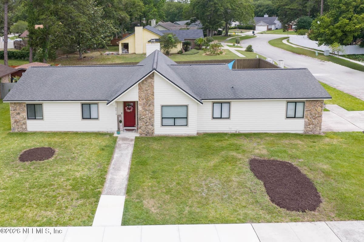8810 OSPREY Lane, Jacksonville, FL 32217, Jacksonville, FL - photo 2
