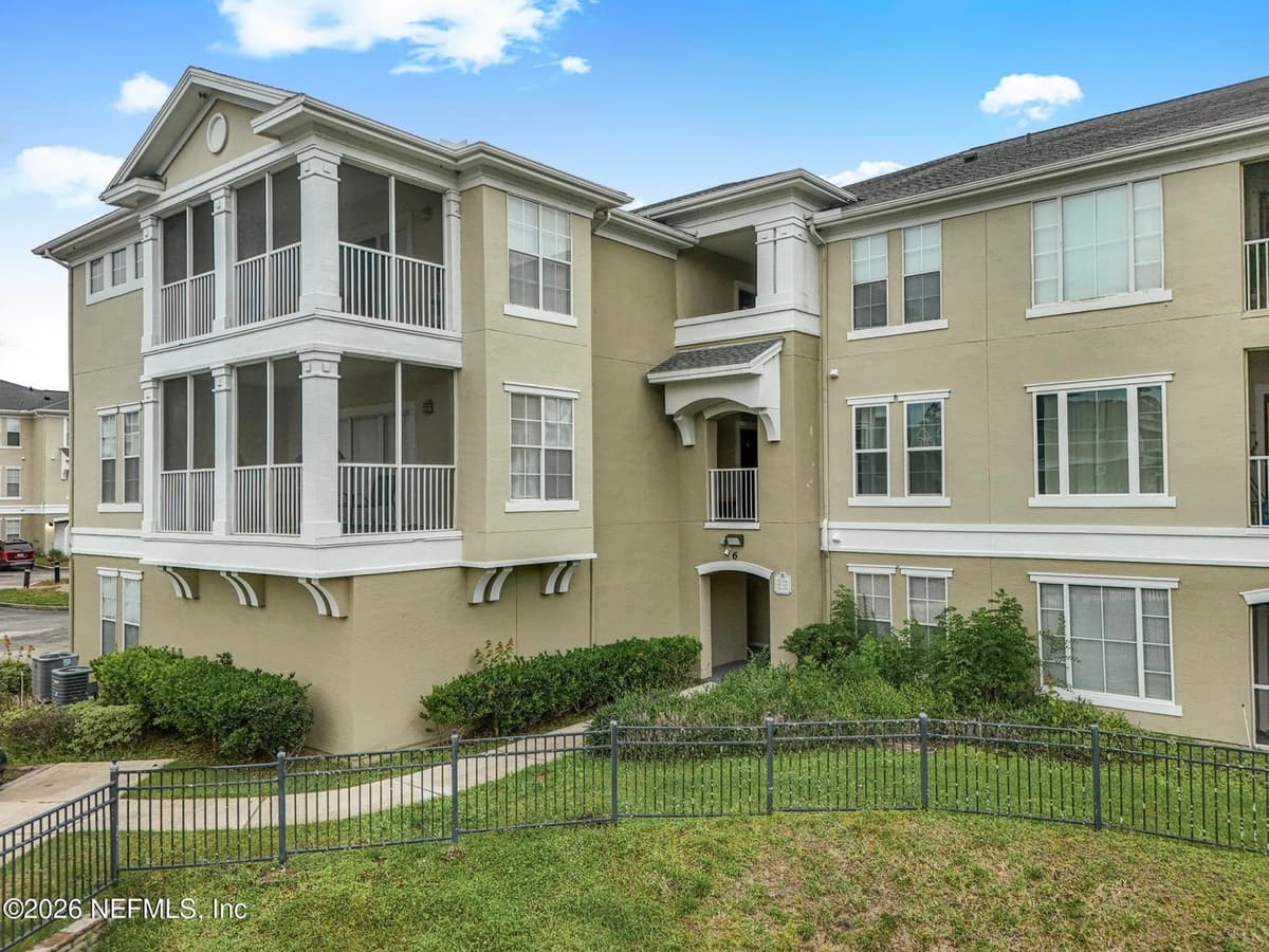 8290 GATE Parkway W 601, Jacksonville, FL 32216, Jacksonville, FL - photo 2