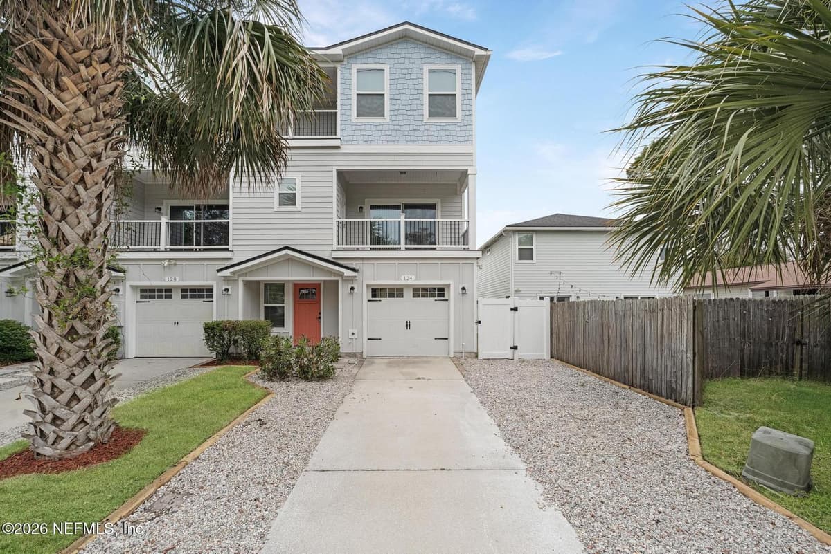 124 S 10TH Street, Jacksonville Beach, FL 32250, Jacksonville Beach, FL - photo 2