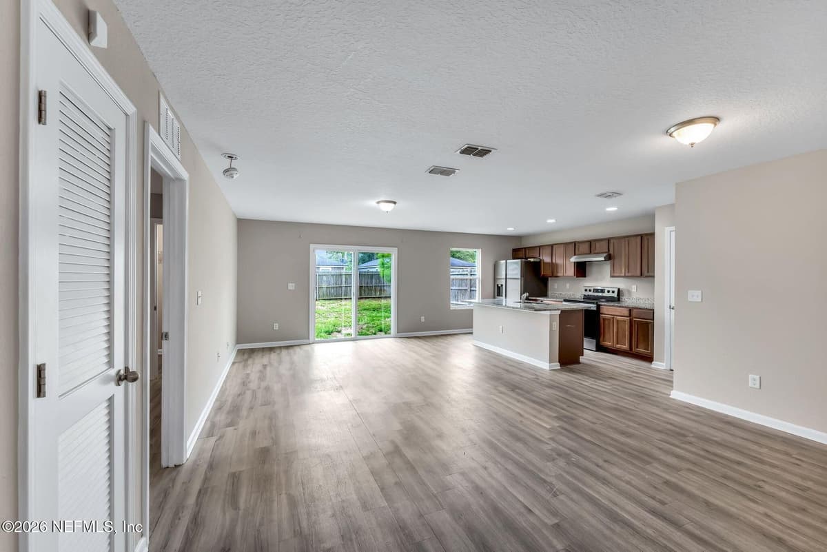7828 HAMMOND Boulevard, Jacksonville, FL 32220, Jacksonville, FL - photo 3