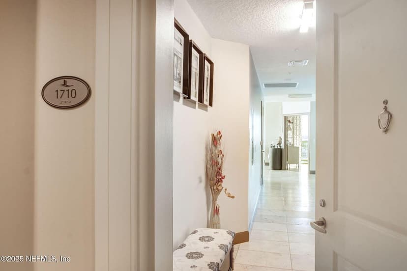 1431 RIVERPLACE Boulevard 1710, Jacksonville, FL 32207
