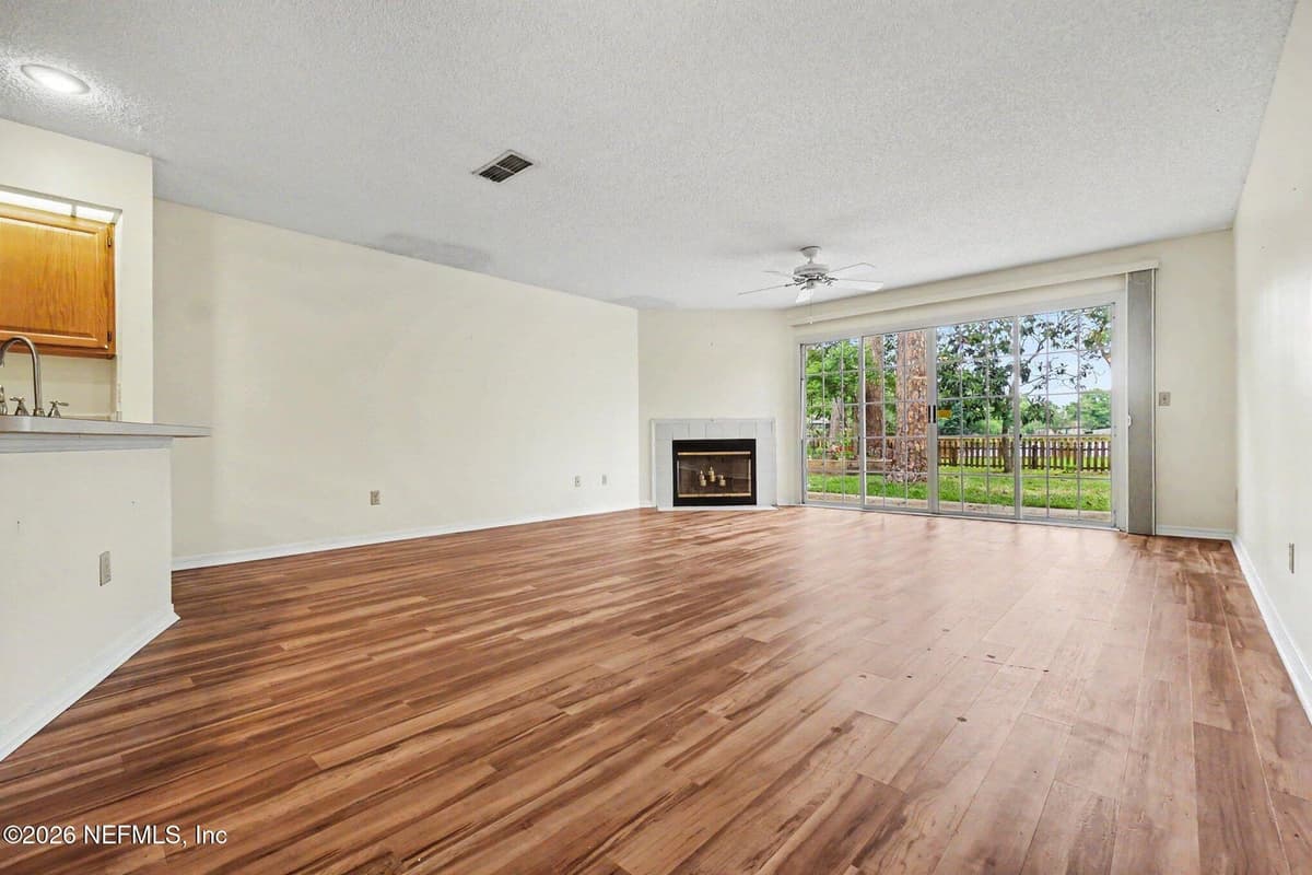 11285 LAKE MANDARIN Circle E, Jacksonville, FL 32223, Jacksonville, FL - photo 3