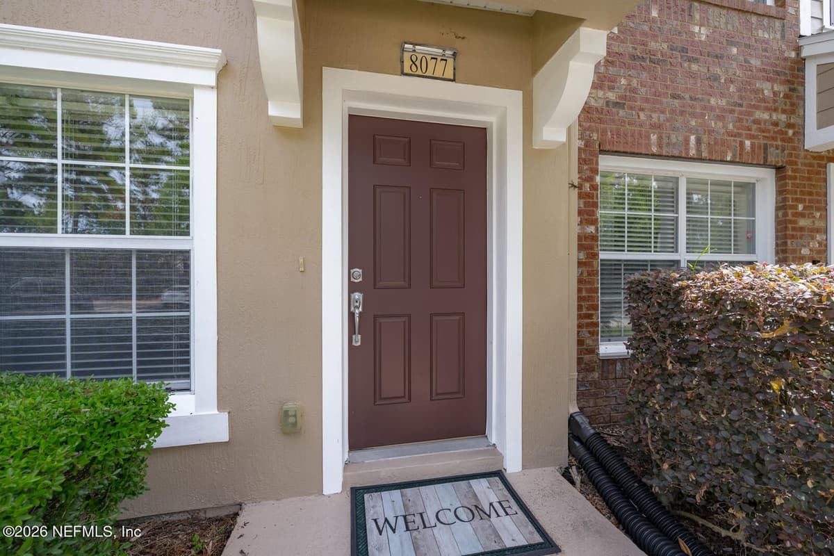 8077 SUMMERSIDE Circle, Jacksonville, FL 32256, Jacksonville, FL - photo 2