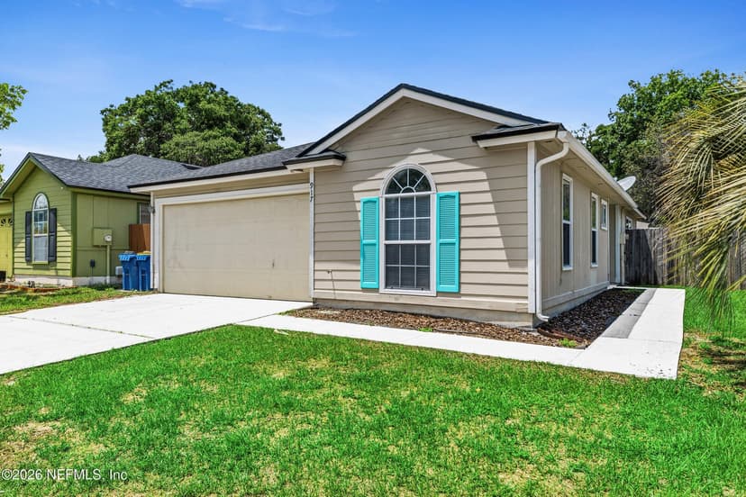 917 MAJESTIC CYPRESS Drive N, Jacksonville, FL 32233