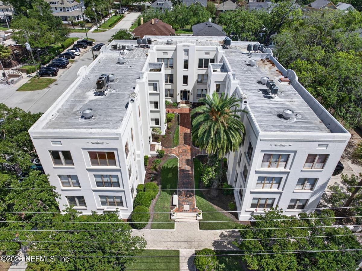 2545 OAK Street 13, Jacksonville, FL 32204, Jacksonville, FL - photo 3