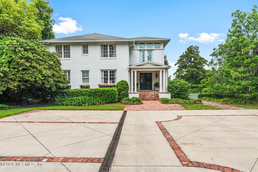 4066 MCGIRTS Boulevard, Jacksonville, FL 32210