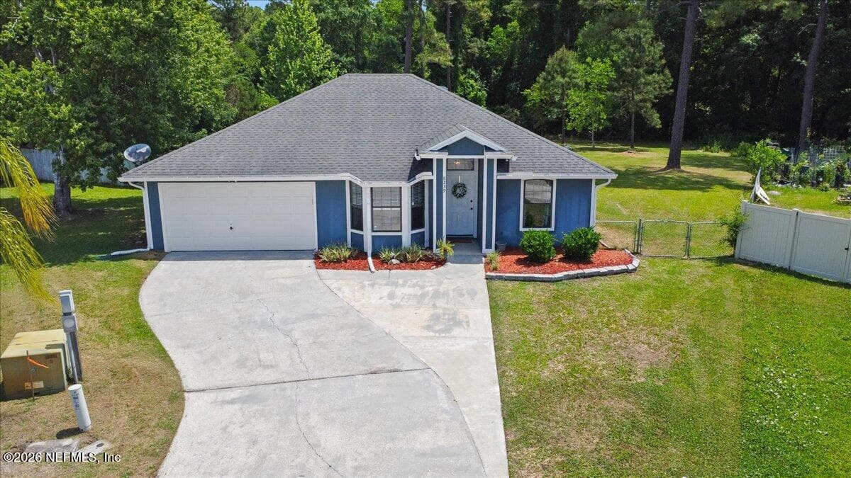 8239 HOT SPRINGS Drive S, Jacksonville, FL 32244, Jacksonville, FL - photo 2