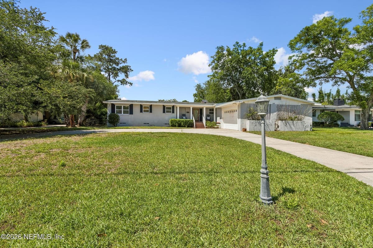 915 OLD GROVE Manor, Jacksonville, FL 32207, Jacksonville, FL - photo 2