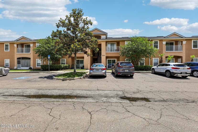 9575 AMARANTE Circle 9, Jacksonville, FL 32257