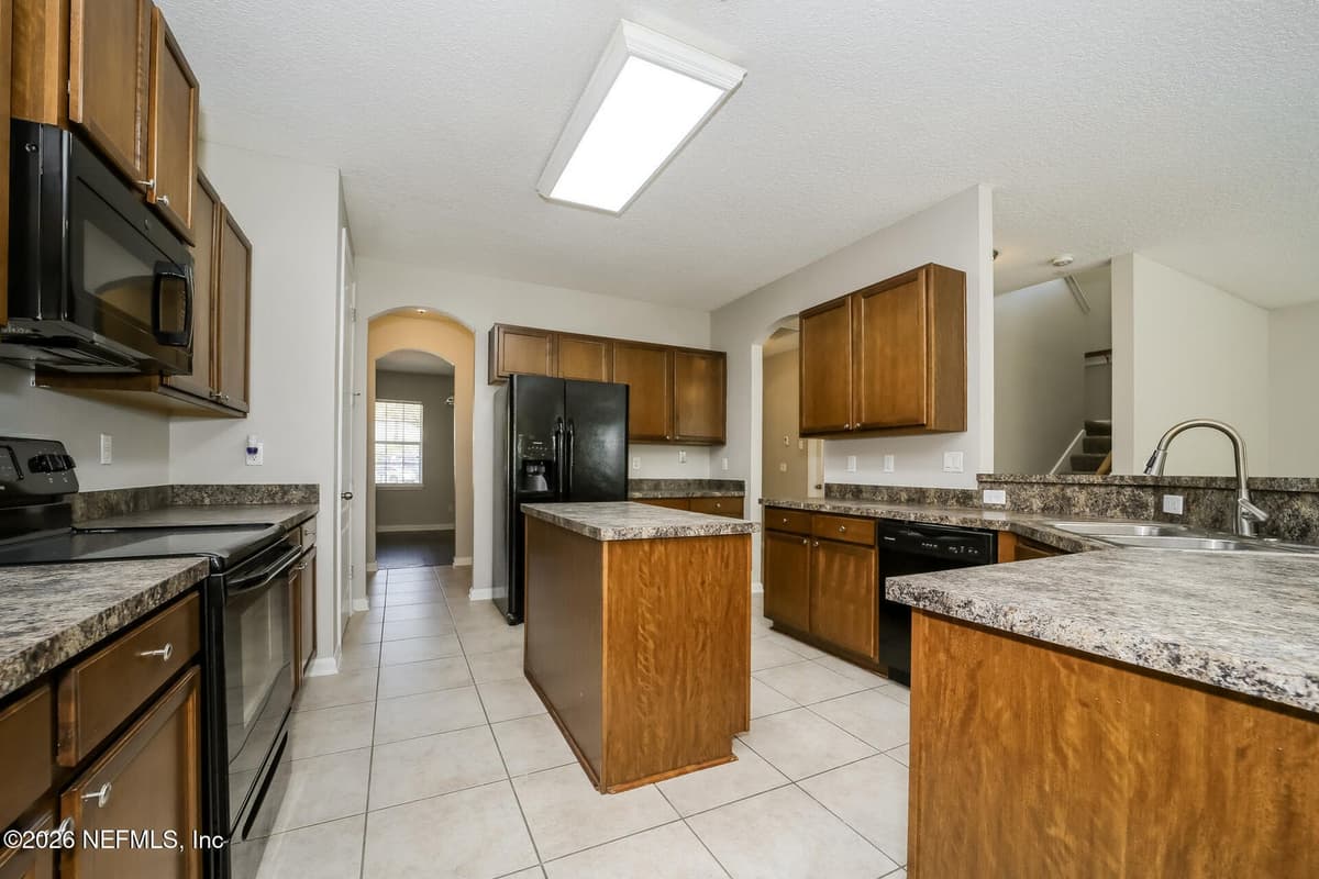 1550 CARPATHIAN Drive, Jacksonville, FL 32218, Jacksonville, FL - photo 3