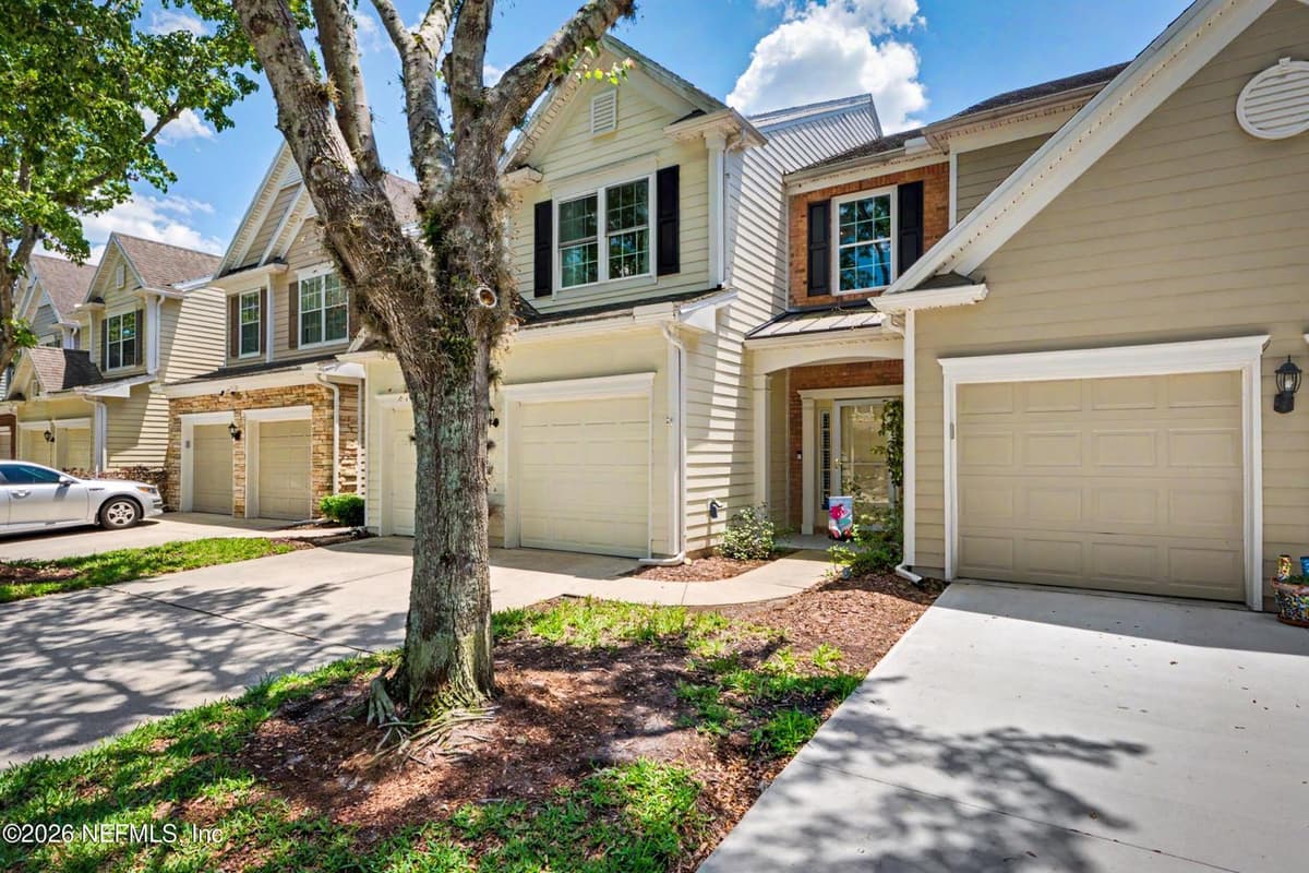 11131 CASTLEMAIN Circle S, Jacksonville, FL 32256, Jacksonville, FL - photo 3