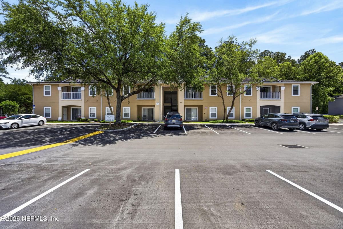 6111 MAGGIES Circle 104, Jacksonville, FL 32244, Jacksonville, FL - photo 2