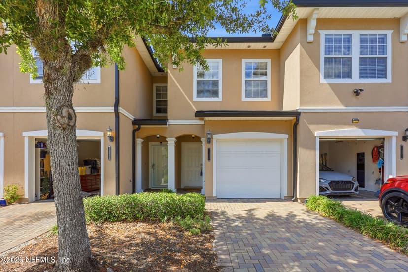 11355 ESTANCIA VILLA Circle 202, Jacksonville, FL 32246