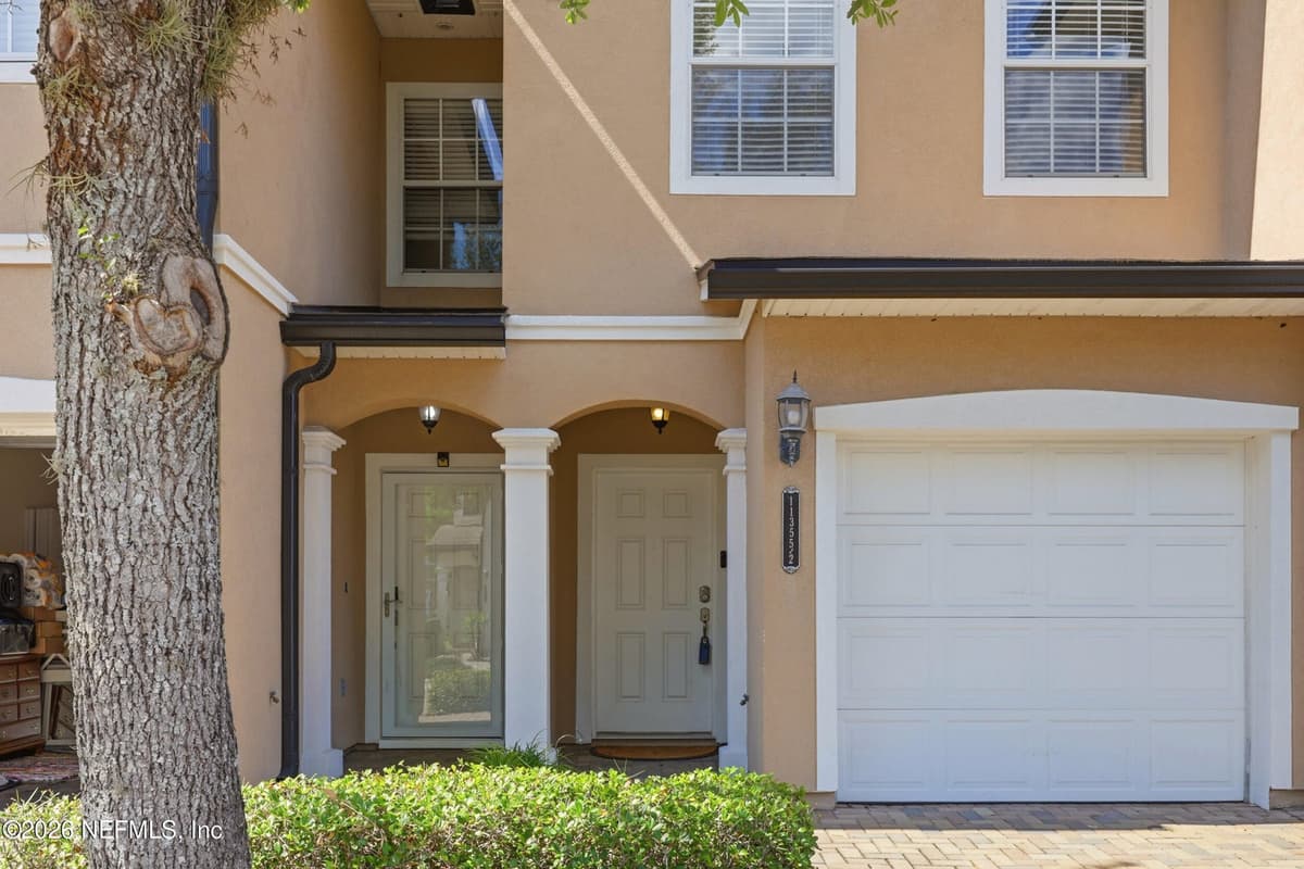 11355 ESTANCIA VILLA Circle 202, Jacksonville, FL 32246, Jacksonville, FL - photo 2