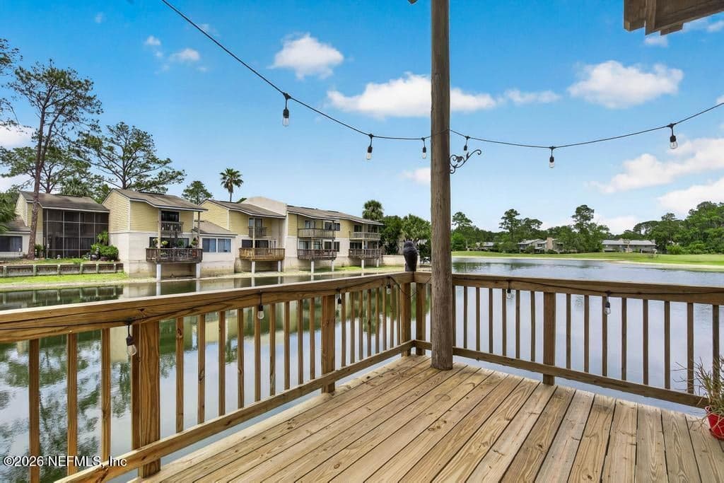 7823 LA SIERRA Court 7823, Jacksonville, FL 32256, Jacksonville, FL - photo 2