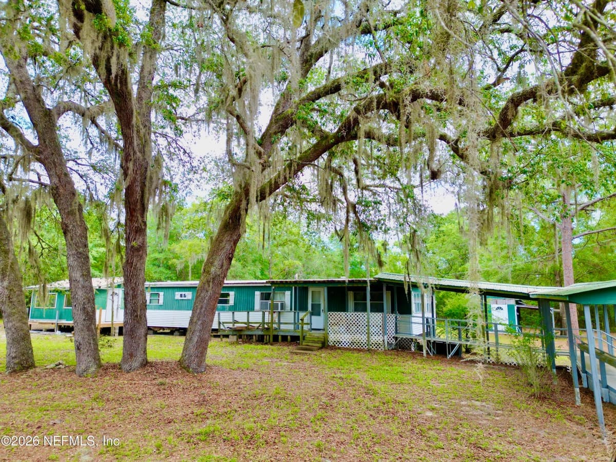 208 COUNTRY LIVING Circle, Melrose, FL 32666, Melrose, FL - photo 2