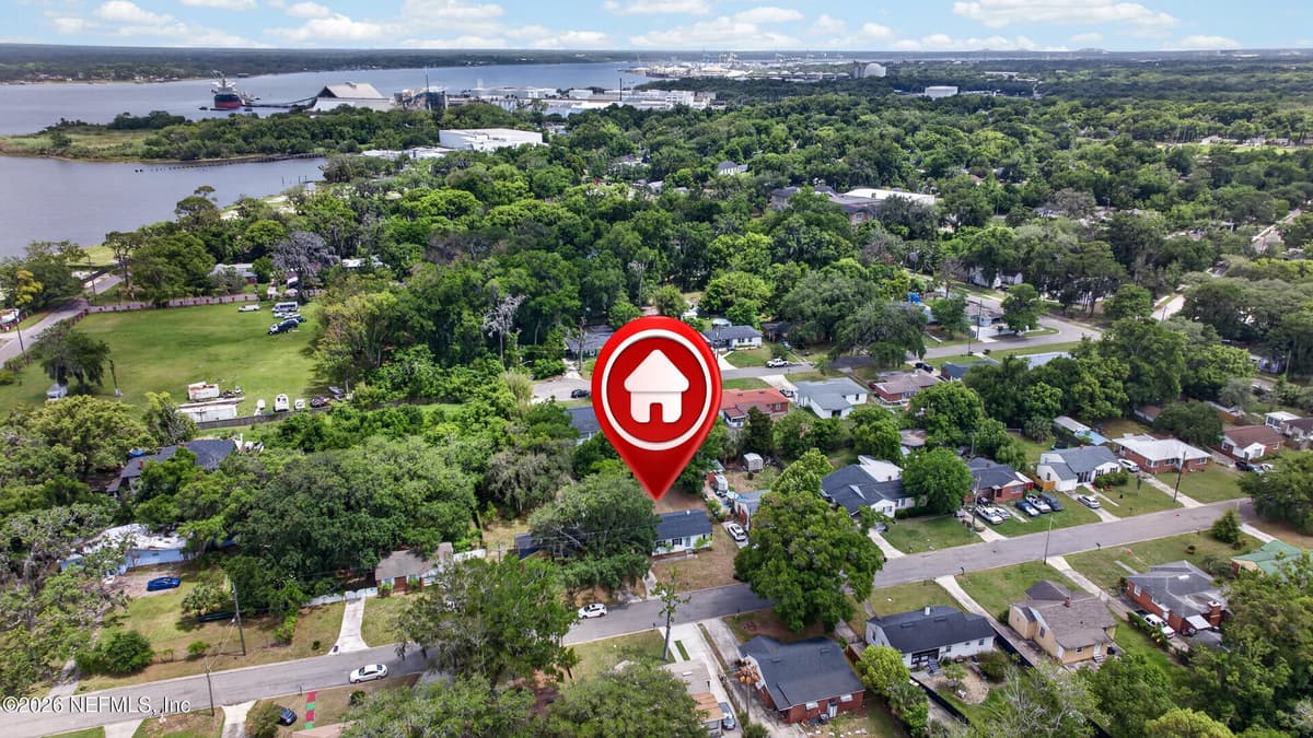 8073 WAKEFIELD Avenue, Jacksonville, FL 32208, Jacksonville, FL - photo 2