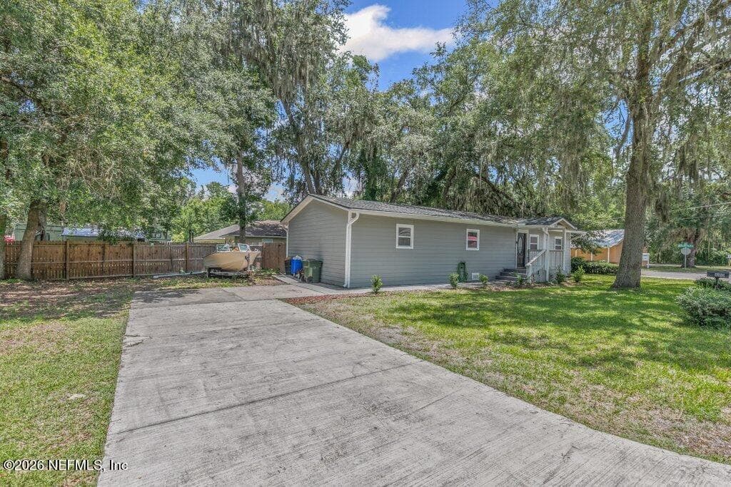 600 LEMON Street, Green Cove Springs, FL 32043, Green Cove Springs, FL - photo 3
