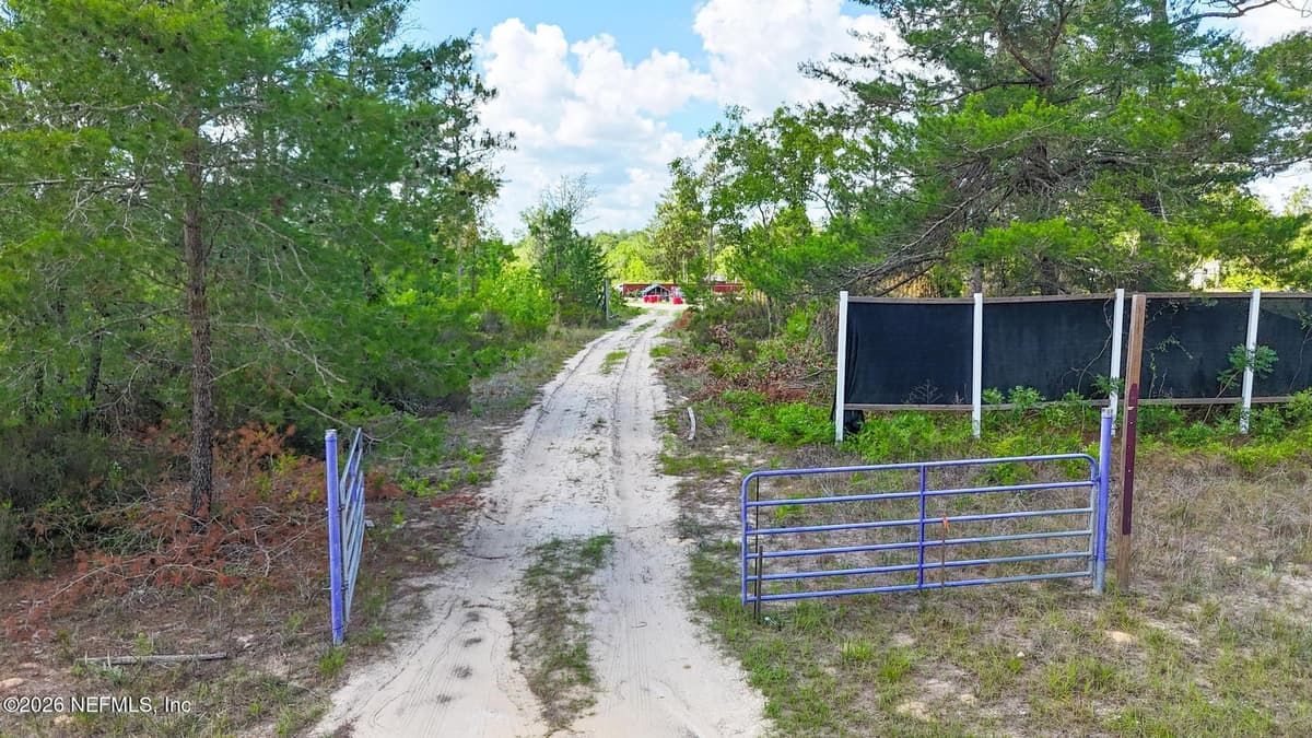 229 POINCIANA Drive, Interlachen, FL 32148, Interlachen, FL - photo 2