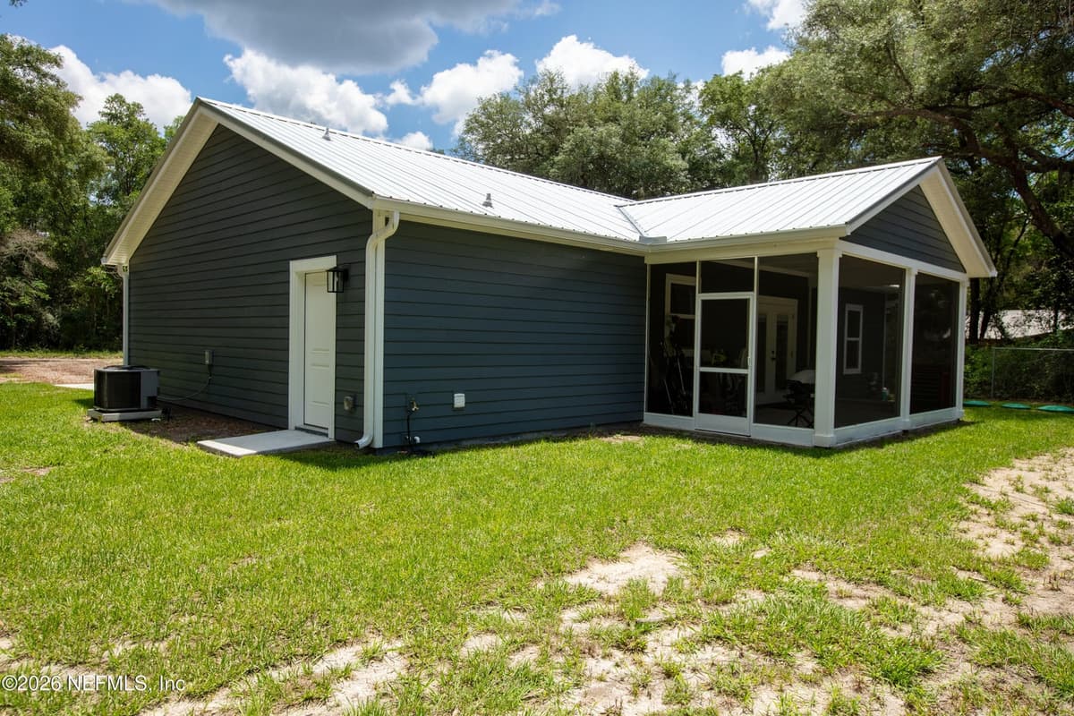 207 N PALMETTO Avenue, Florahome, FL 32140, Florahome, FL - photo 3